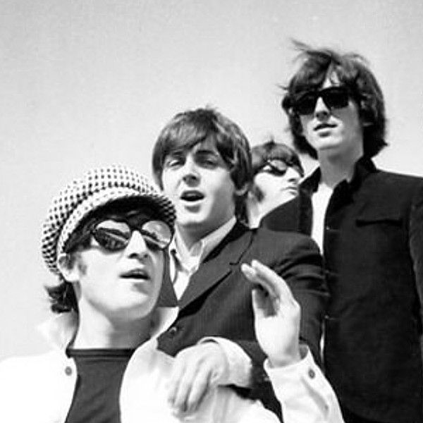 File:Los Beatles (19266969775) Recortado.jpg