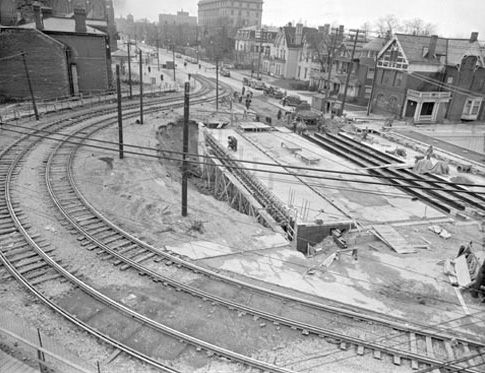 File:Mount Pleasant bridge at Bloor.jpg