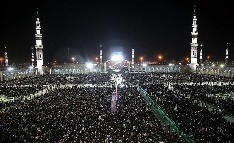 File:Qadr night in Jamkaran 2.jpg