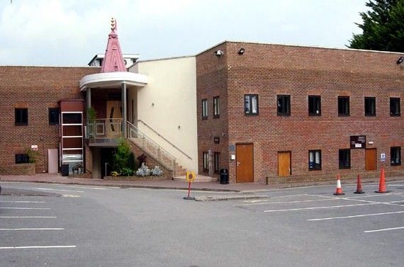 File:Swaminarayan Temple London.jpg