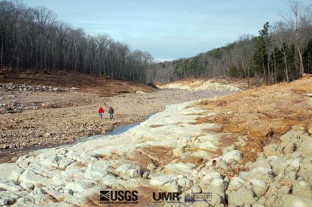 File:Taum Sauk flow path-USGS-DSC 0081.jpg