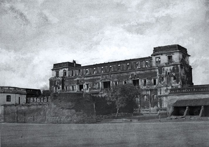 File:Trichy Nayak Palace.jpg