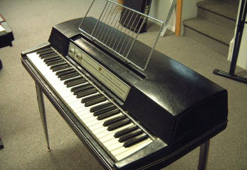 File:Wurlitzer 200a.png