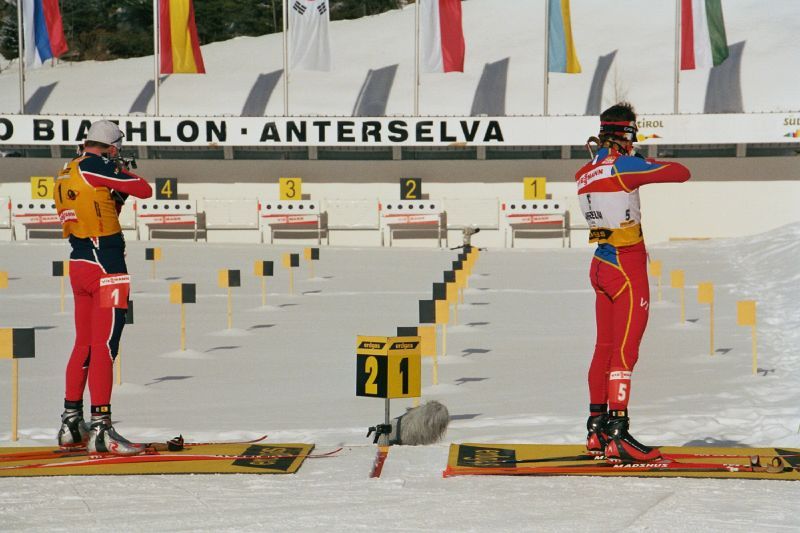 File:Biathlon-Weltcup 2006 Antholz 1.jpg