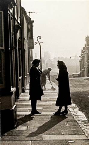 File:High Street, Aberystwyth.jpg