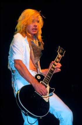 File:Steve Clark.jpeg