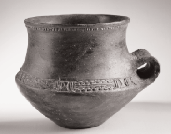 File:Vucedol pottery 9.png