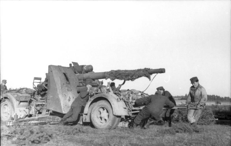 File:Bundesarchiv Bild 101I-724-0135-13, Schwere Flak in Russland.jpg