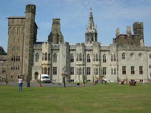 File:Cardiff Castle in Wales.jpg