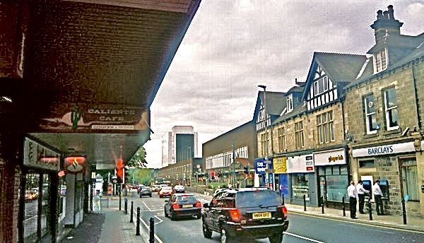 File:Headingleydowntown111.JPG