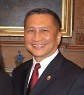 File:Michael W. Cruz of Guam.jpg