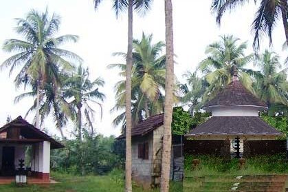 File:മണിയൂർ മഹാദേവക്ഷേത്രം.jpg