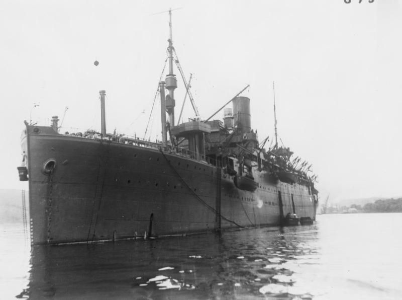 File:HMS Ascania FL1101.jpg