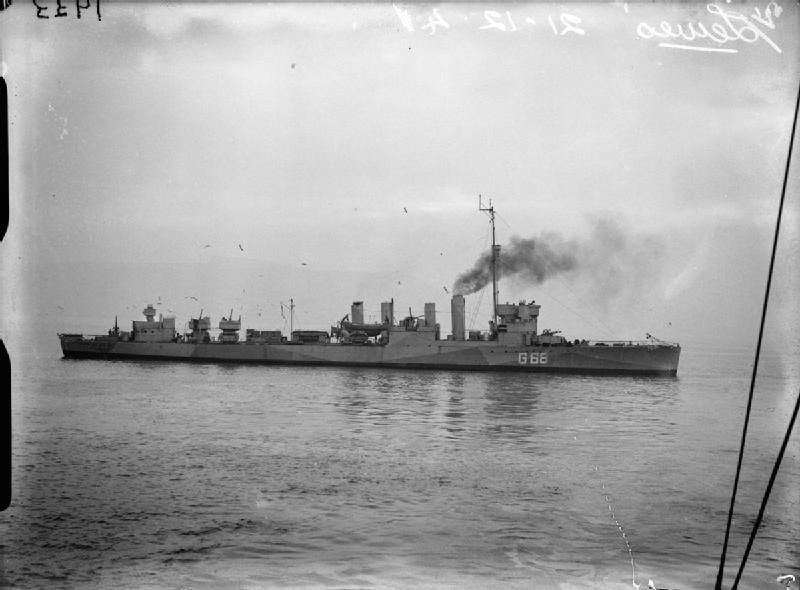 File:HMS Lewes FL3259.jpg