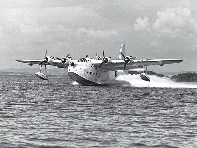 File:Short Sunderland 2 ExCC.jpg