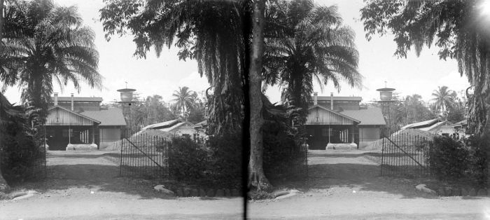 File:COLLECTIE TROPENMUSEUM Gasfabriek Buitenzorg TMnr 10014121.jpg