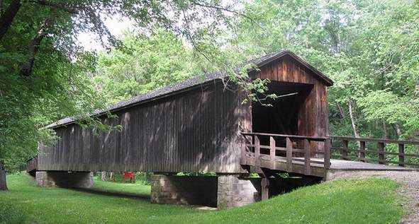 File:Locust Creek Covered Bridge 1.jpg