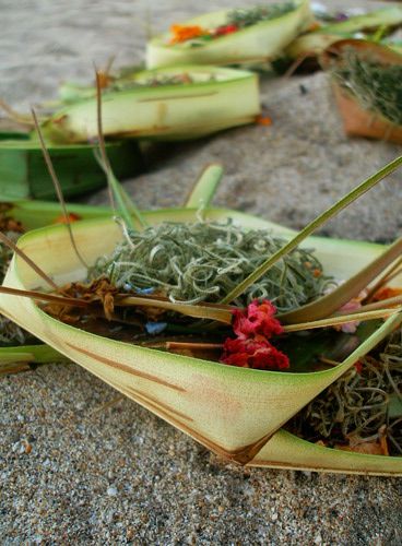 File:Offerings on the sand, Kuta Beach, Bali.JPG