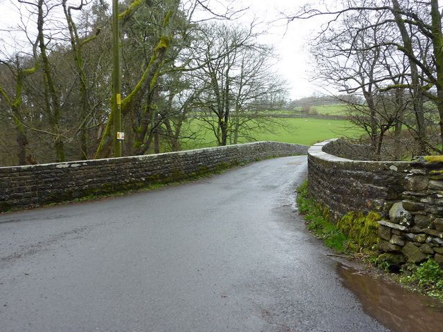 File:Rash Bridge, Dentdale.jpg