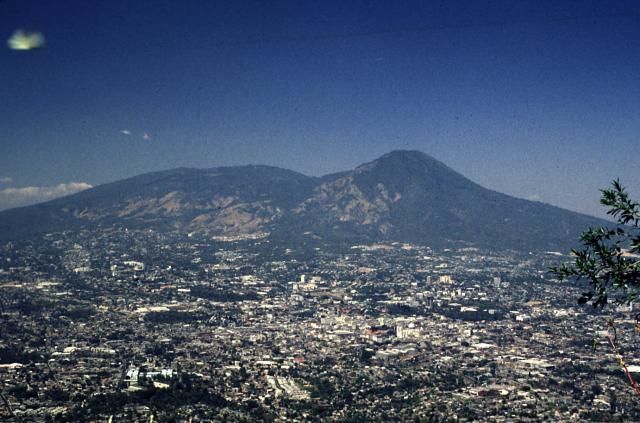 File:SanSalvadorVolcano.jpg