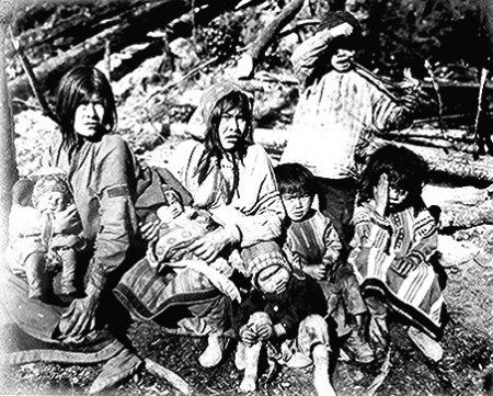 File:Tlingit women and children.jpg