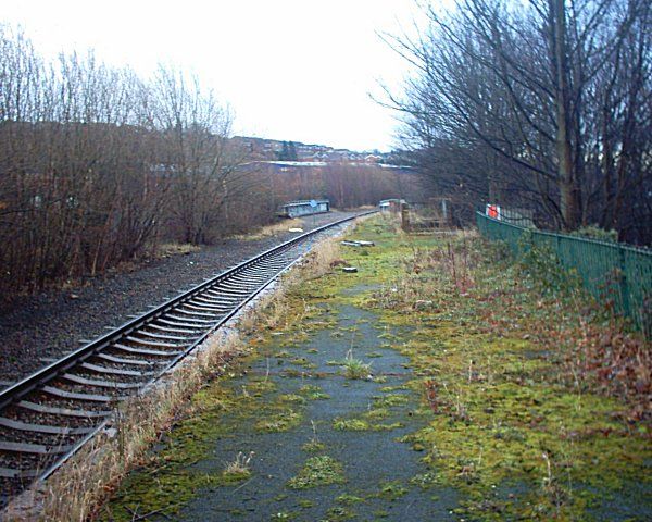 File:Wadsley Bridge Station 08-01-05.jpg