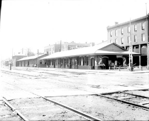 File:Waverly Station.jpg