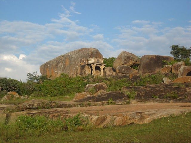 File:Bhadrabahu Goopha on Chandragiri.JPG