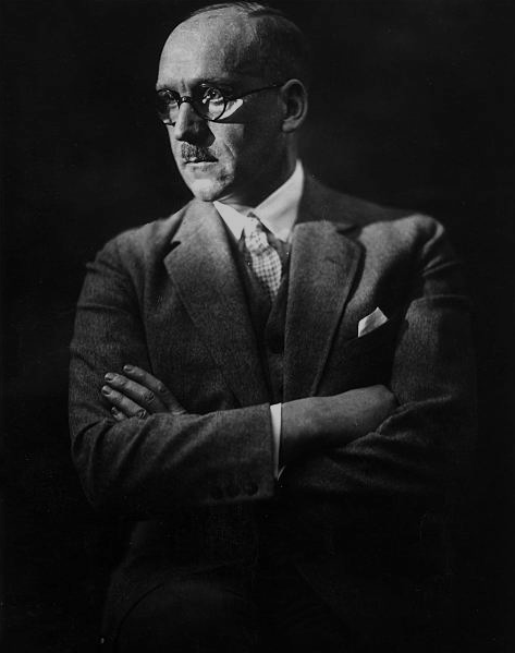 File:Ferdinand Sauerbruch 1927, by Franz Grainer.png