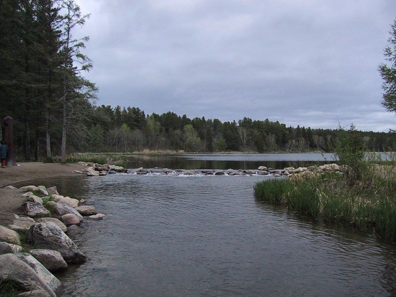 File:Lake Itasca Mississippi Source.jpg