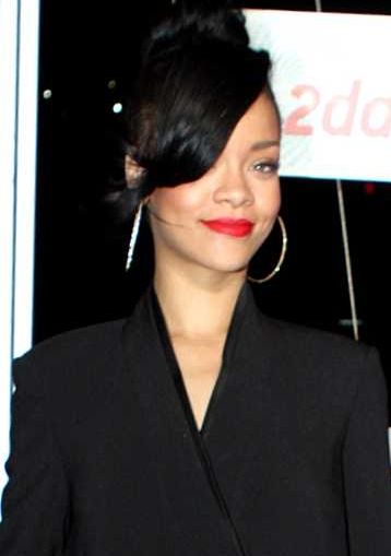 File:Rihanna 2012 cropped.jpg