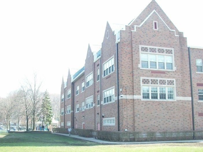 File:Bronxville Public School Wing.jpg