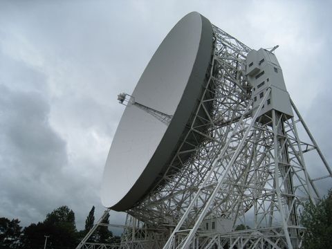 File:Jodrell Bank (1).jpg