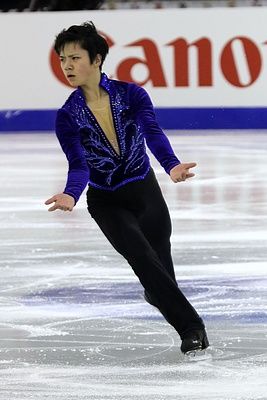 File:Shoma Uno SP 2014-2015 JGPF.jpg