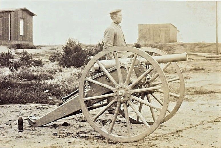 File:6 cm boat-gun L21-3.jpg