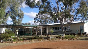 File:Begonia State School, 2023.jpg