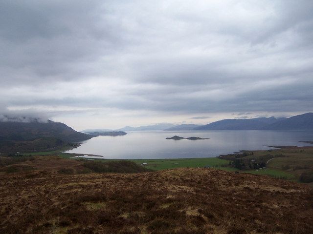 File:Cuil Bay - geograph.org.uk - 178034.jpg