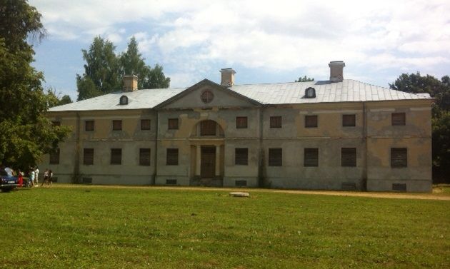 File:Eleja manor reeve's building 2015.jpg