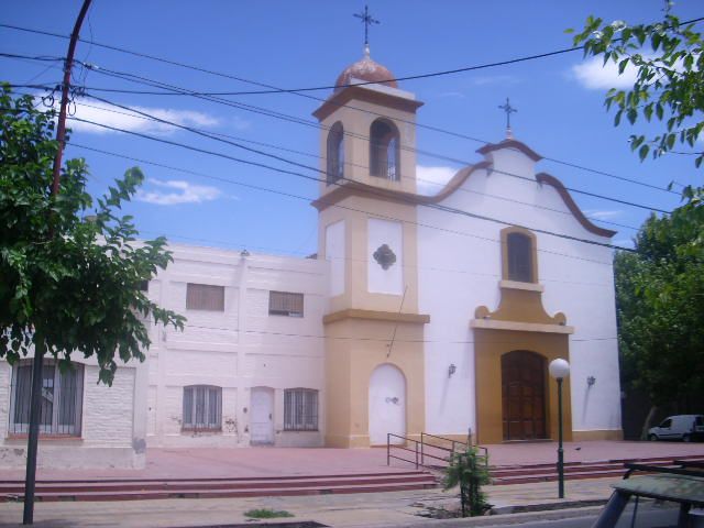 File:Parroquia Candelaria.JPG