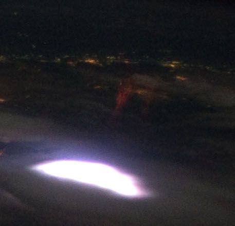 File:Sprite from ISS (cropped).jpg