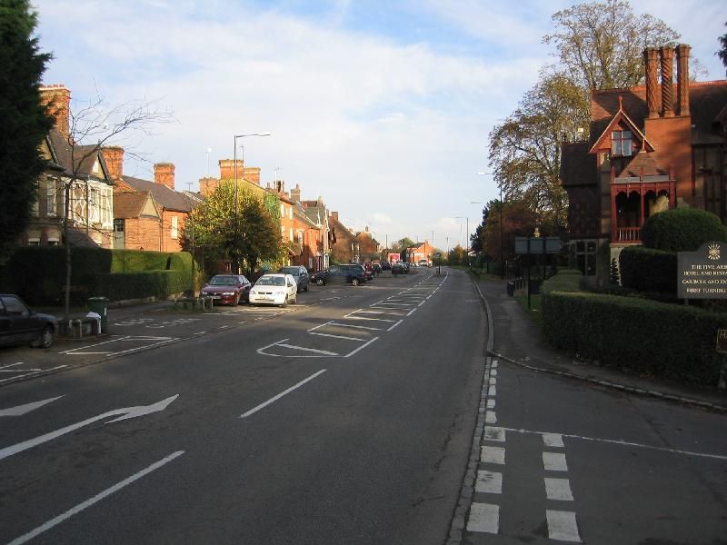 File:Waddesdon - Main road.jpg