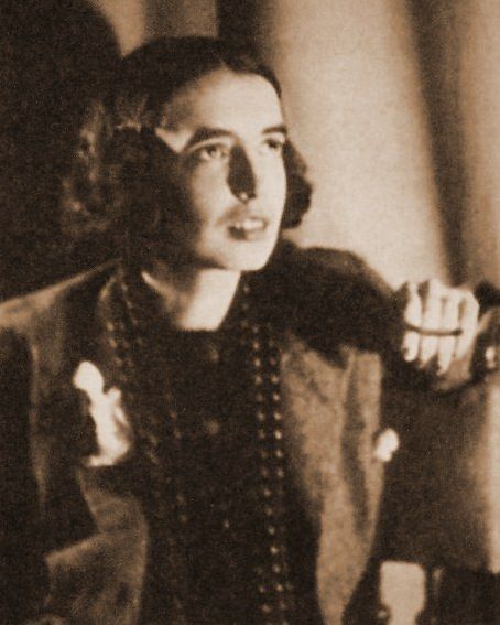 File:Alla Golovina 1935.jpg