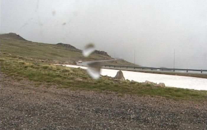 File:Beartooth-pass.jpg