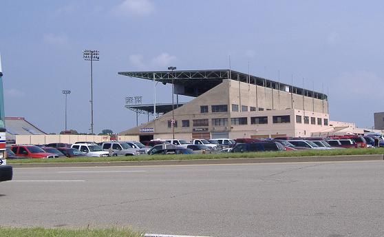 File:Fairgrounds Cardinal Stadium.jpg