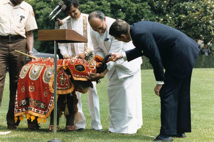 File:Jayewardene presents elephant to Reagan.jpg