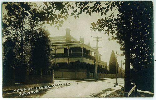 File:Kent House circa 1892.jpg