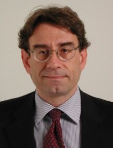 File:Oliviero Diliberto daticamera.jpg