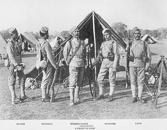 File:A Group in Camp, 39th Bengal Infantry.jpg