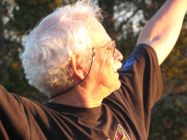 File:Bob Bossin in sun.jpg