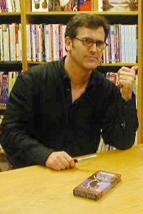 File:Bruce Campbell .jpg